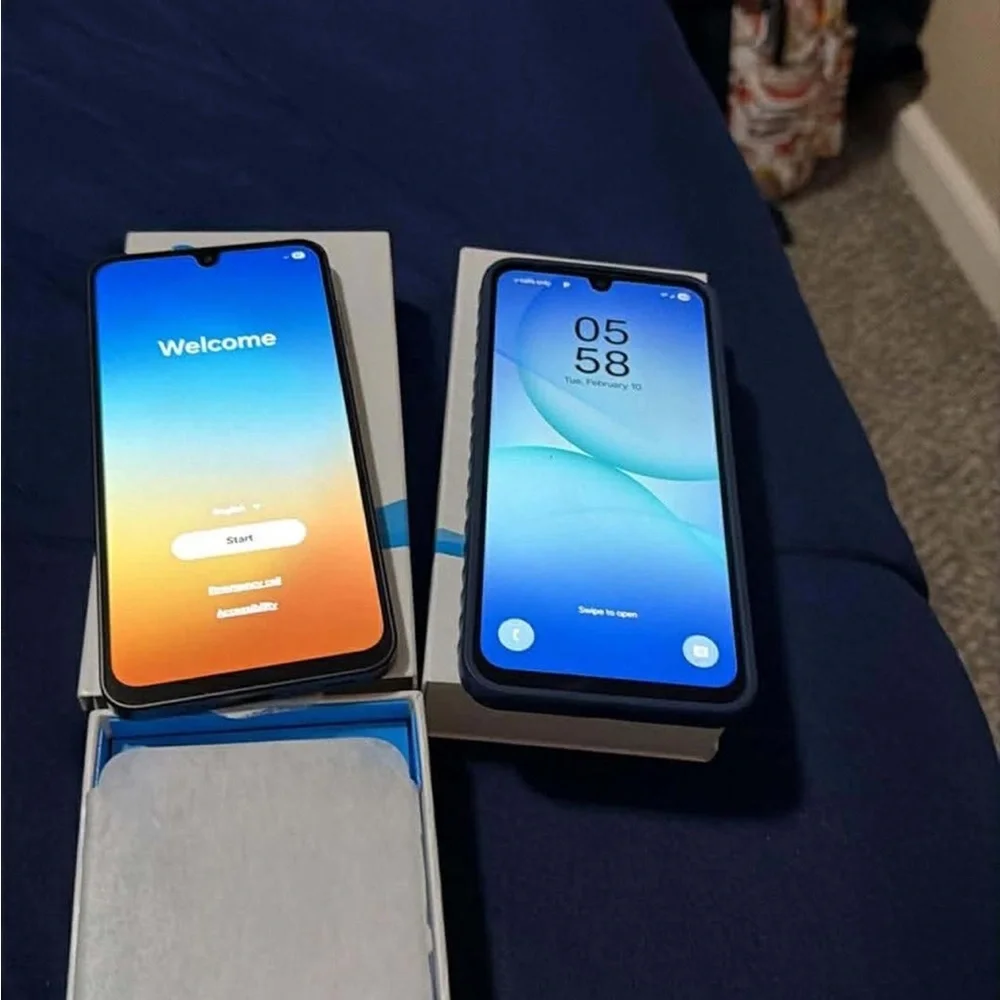 Samsung Galaxy Smartphone with Black Finish